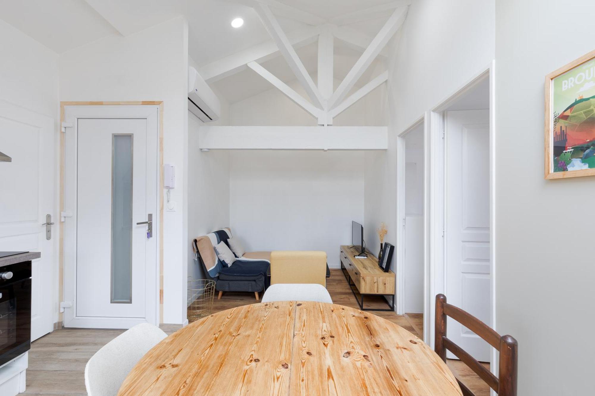 Appartement Climatise 2 Chambres Villefranche-sur-Saone Bagian luar foto